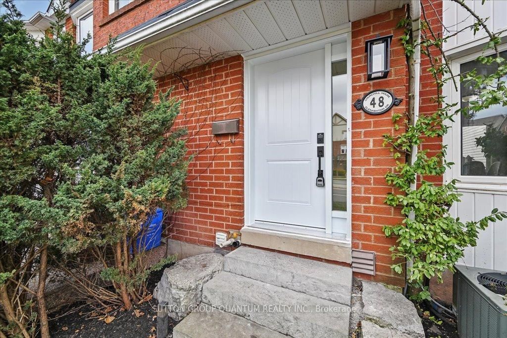 Townhouse for sale at 48 Glenashton Drive, Oakville, RO River Oaks, L6H 6G2 - MLS: W12090736