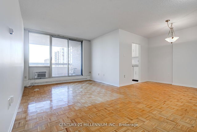 712 - 1615 Bloor Street