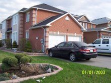 10 Colleyville St, Brampton, L7A1H3 | Image 2