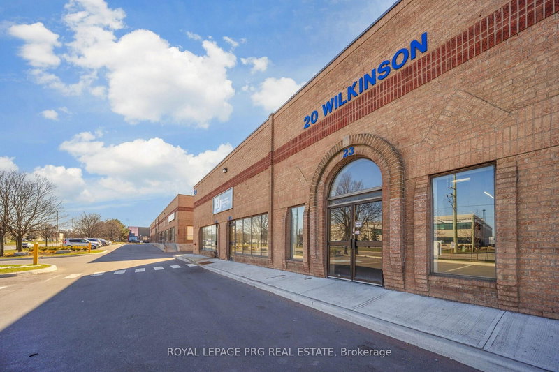23 - 20 Wilkinson Rd, Brampton, L6T 4M3 | Image 2