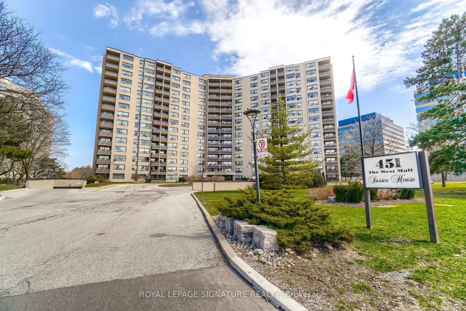 Condo sold at 1615-451 The West Mall N/A, Toronto, Etobicoke West Mall, M9C 1G1 - MLS: W12091462