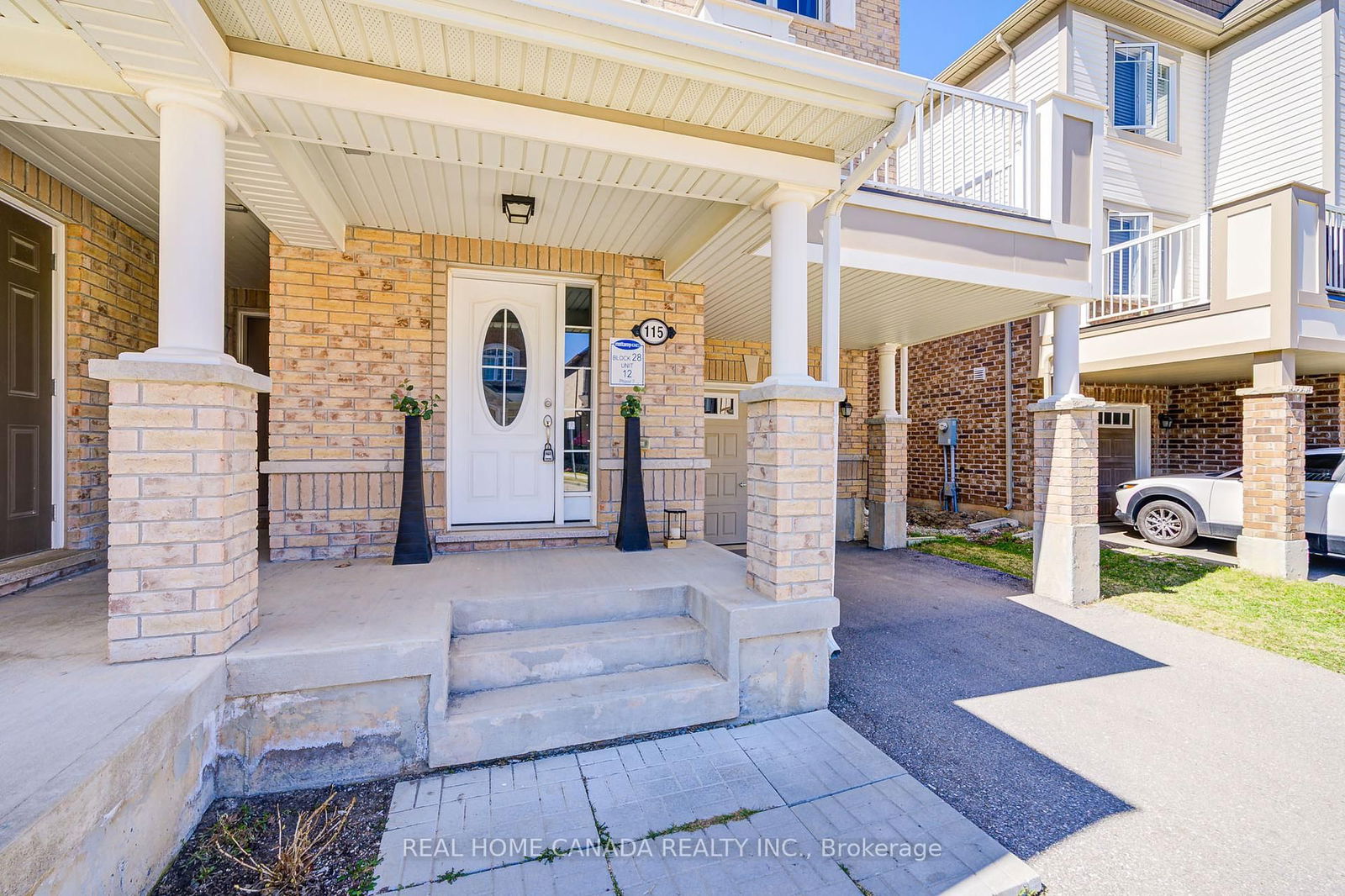 Townhouse sold at 115 Bond Head Court, Milton, FO Ford, L9T 7K6 - MLS: W12091570