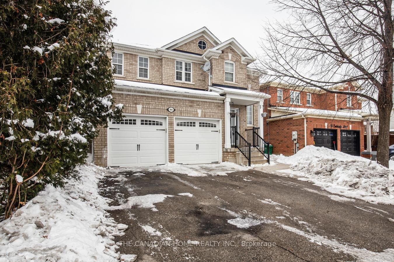 Detached House sold at 44 EARLSBRIDGE Boulevard, Brampton, Fletcher's Meadow, L7A 2L8 - MLS: W12091762