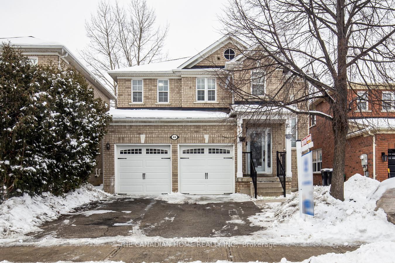 Detached House sold at 44 EARLSBRIDGE Boulevard, Brampton, Fletcher's Meadow, L7A 2L8 - MLS: W12091762