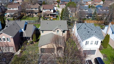 1614 Greenbriar Dr, Oakville - Glen Abbey image-0-2