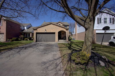 1614 Greenbriar Dr, Oakville - Glen Abbey image-0-3