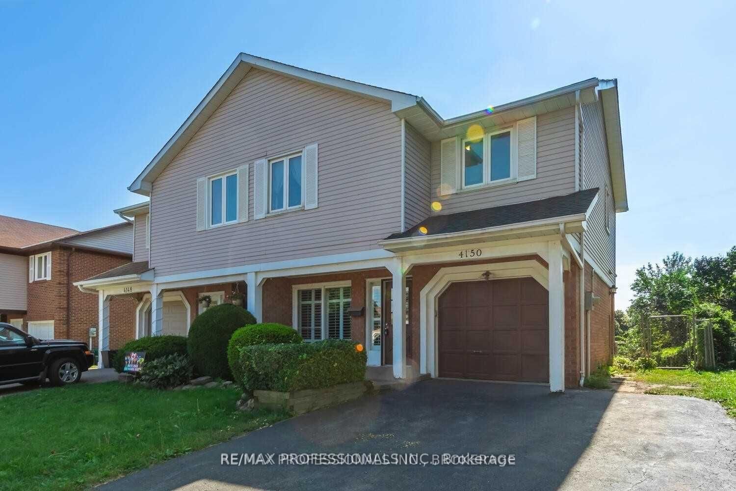 Semi-Detached House for lease at UPPER-4150 Sunflower Drive, Mississauga, Erin Mills, L5L 2L5 - MLS: W12091975