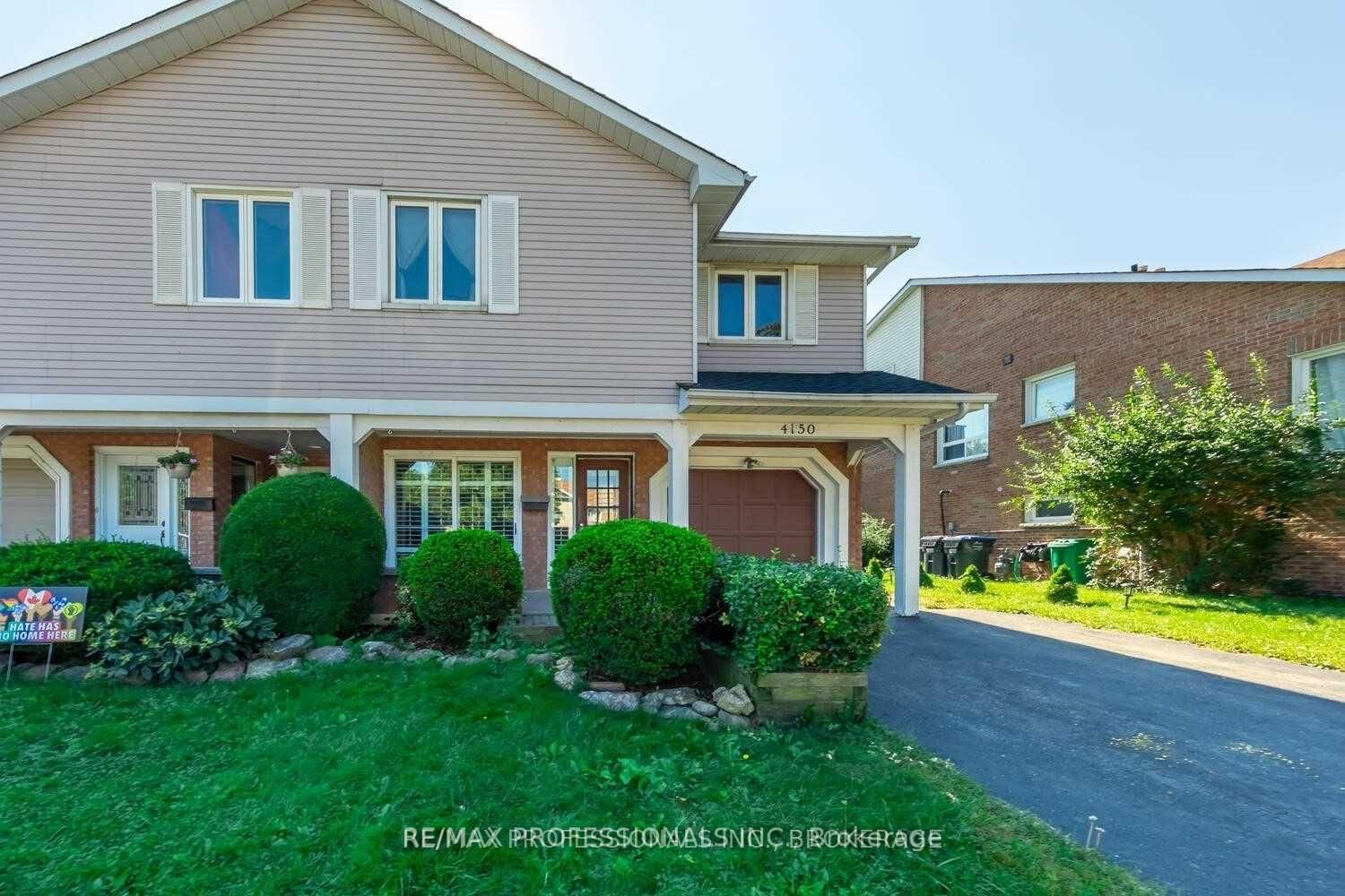 Semi-Detached House for lease at UPPER-4150 Sunflower Drive, Mississauga, Erin Mills, L5L 2L5 - MLS: W12091975