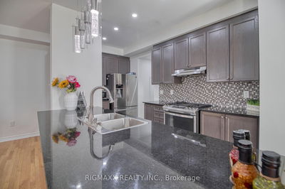 53 Lola Cres, Brampton - Northwest Brampton image-0-4
