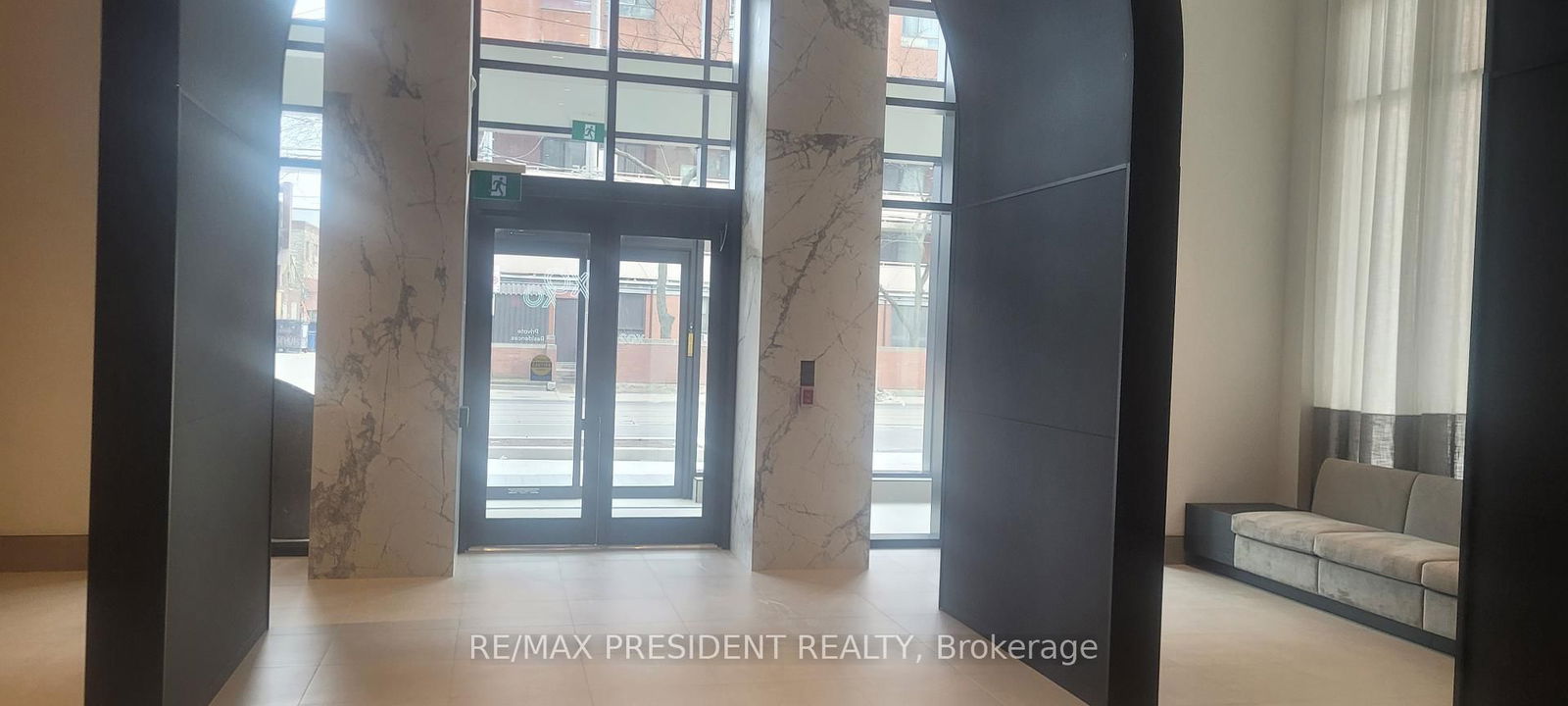Condo for lease at 321-1182 King Street, Toronto, South Parkdale, M6K 1E6 - MLS: W12092008