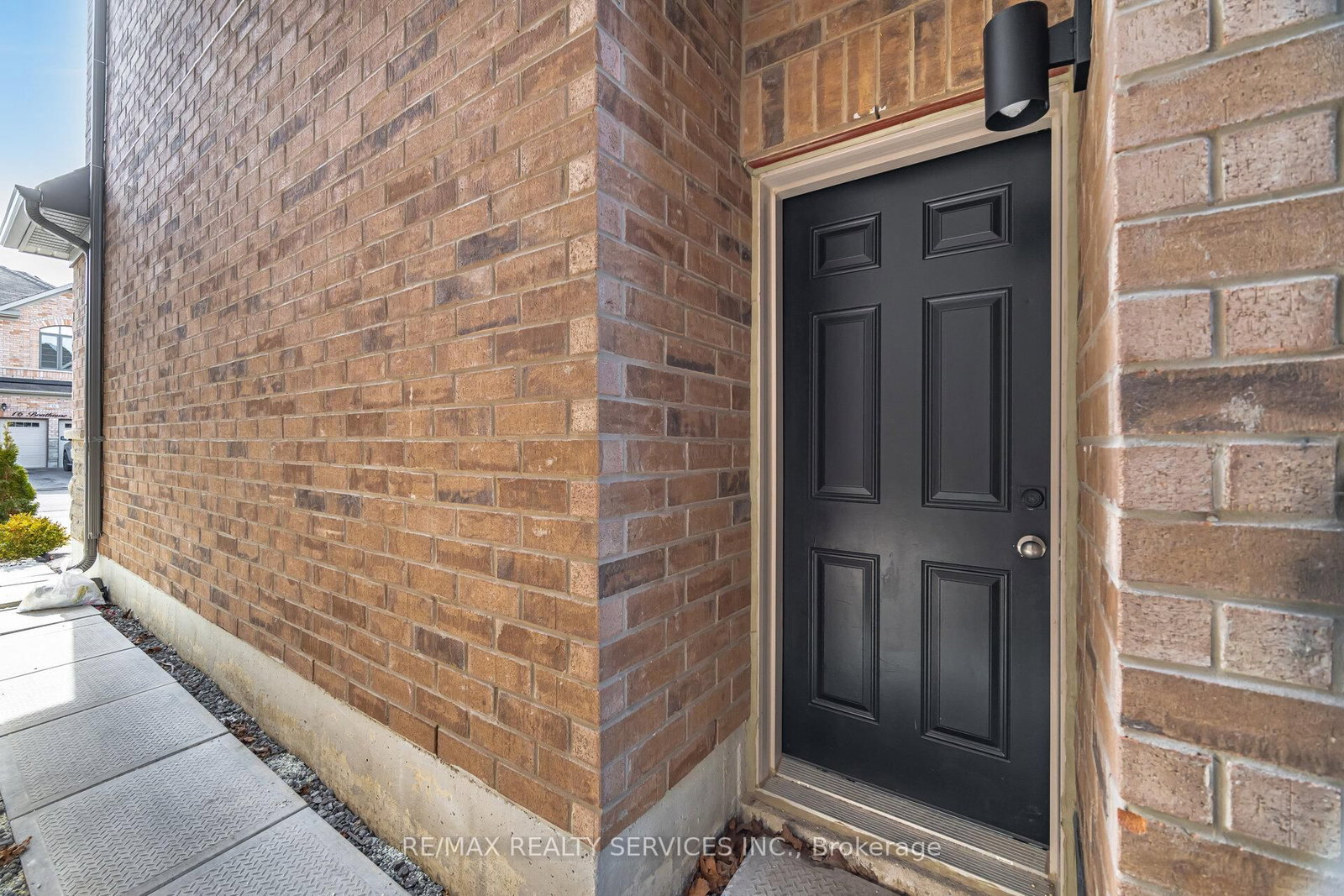 Listing Image 45