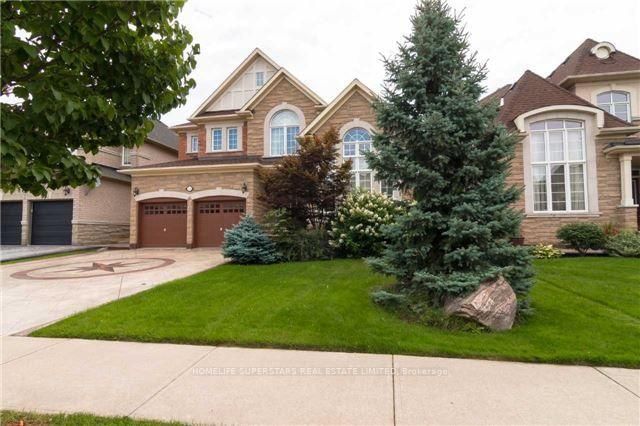 Detached House for sale at 21 Upperlinks Drive, Brampton, Bram East, L6P 2T9 - MLS: W12092031