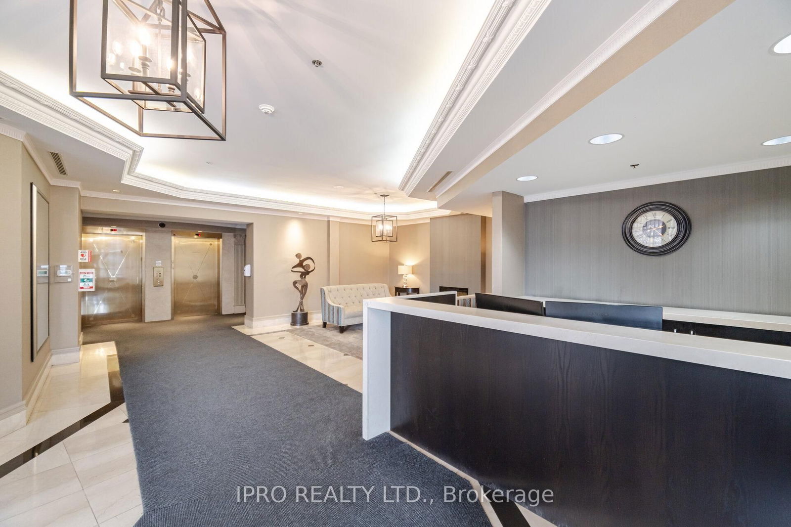 Condo sold at 1605-1 Belvedere Court, Brampton, Downtown Brampton, L6V 4M6 - MLS: W12092190