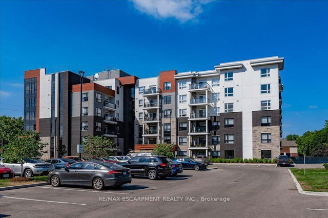 102 - 340 PLAINS Road