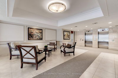 Unit 808 — 2175 Marine Dr, Oakville - Bronte image-0-2