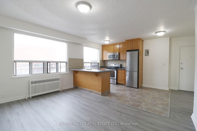 209 - 500 Gilbert Avenue