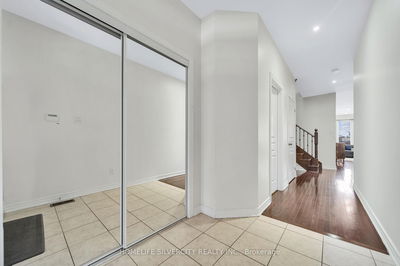 7 Pendulum Circ, Brampton - Sandringham-Wellington image-0-3