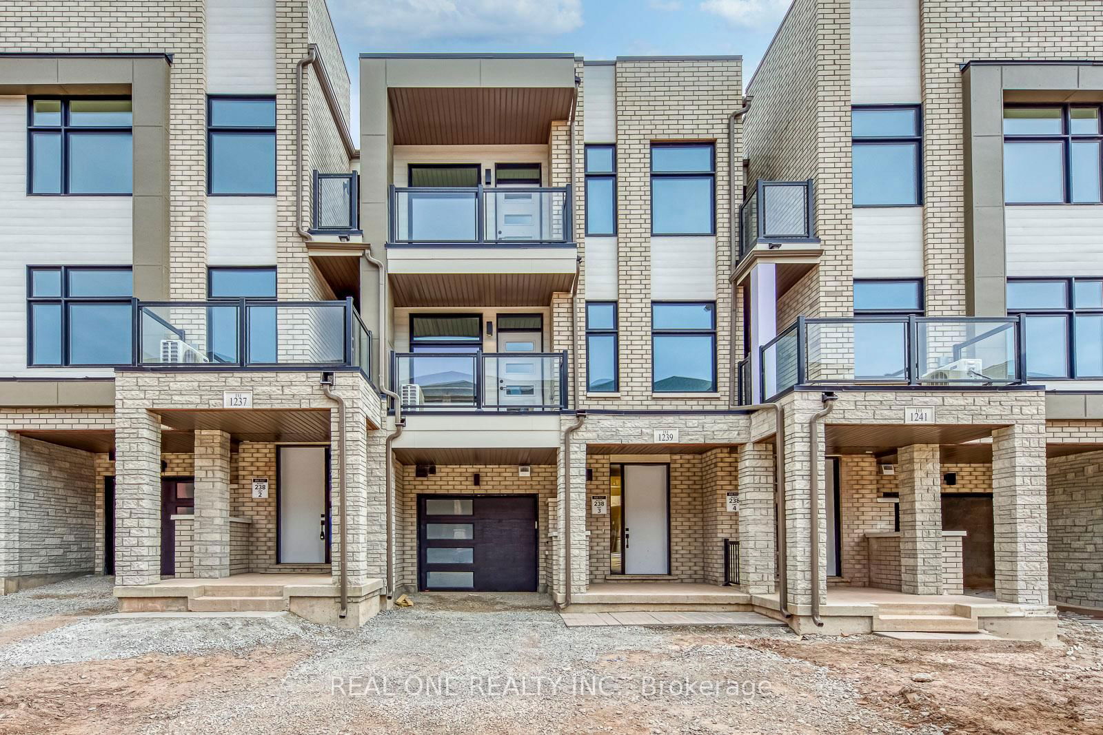 Townhouse for lease at 1239 Anthonia Trail, Oakville, Joshua Meadows, L6H 7Y8 - MLS: W12092753