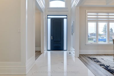 350 Weighton Dr, Oakville - West image-0-3