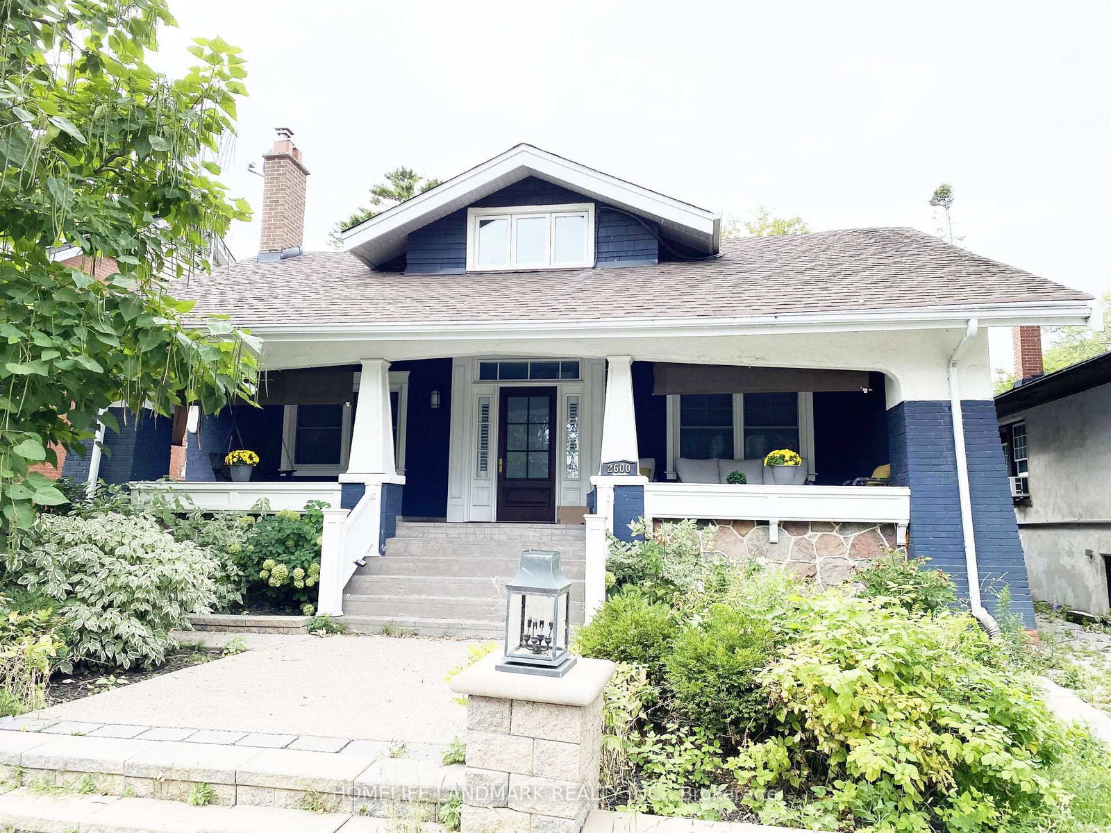 Detached House for sale at 2600 Lake Shore Boulevard, Toronto, Mimico, M8V 1G4 - MLS: W12092973