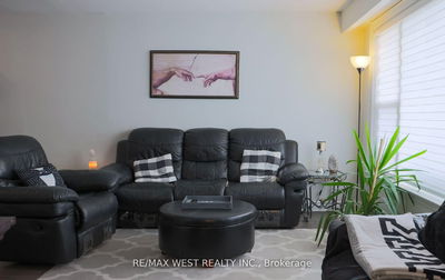 94 Primula Cres, Toronto - Humber Summit image-0-2