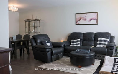 94 Primula Cres, Toronto - Humber Summit image-0-4