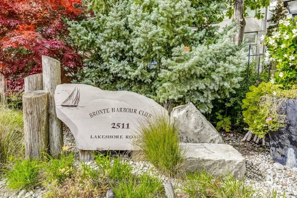 Condo for sale at 415-2511 Lakeshore Road, Oakville, Bronte, L6L 6L9 - MLS: W12093342