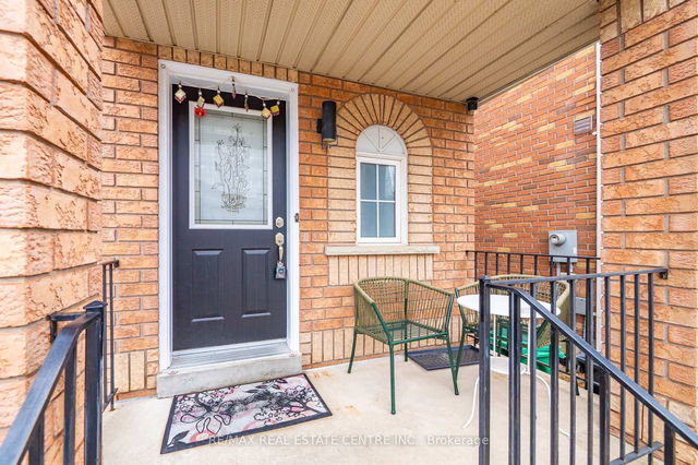 3878 Freeman Terrace