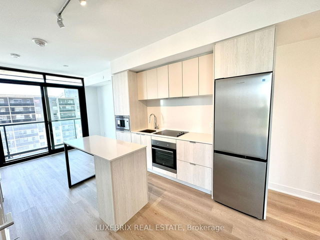 904 - 86 Dundas Street