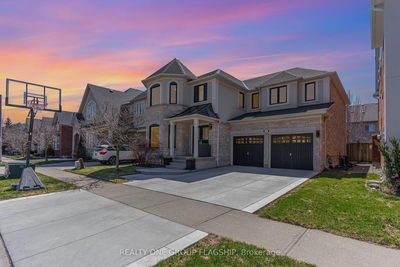 2364 Spring Meadow Way, Oakville - Westmount image-0-1