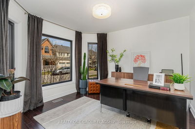 2364 Spring Meadow Way, Oakville - Westmount image-0-3