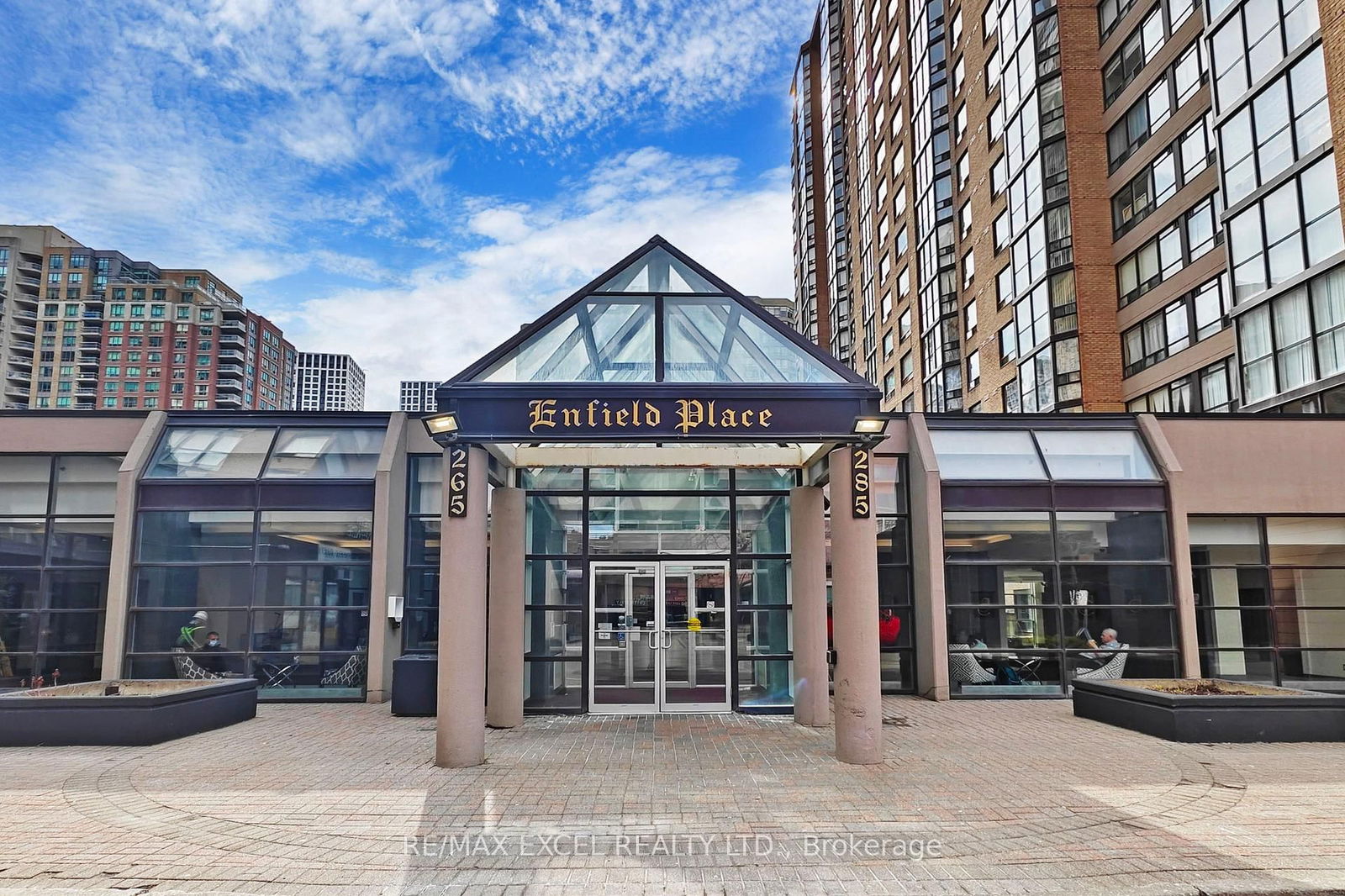 Condo sold at 1909-285 Enfield Place, Mississauga, City Centre, L5B 3Y6 - MLS: W12094387