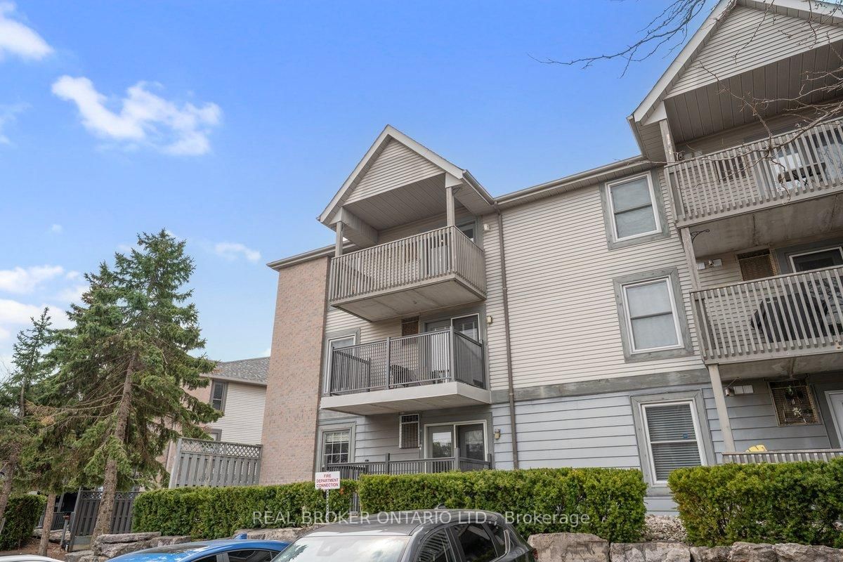 Condo for sale at 324-2040 Cleaver Avenue, Burlington, Headon, L7M 4C4 - MLS: W12094637