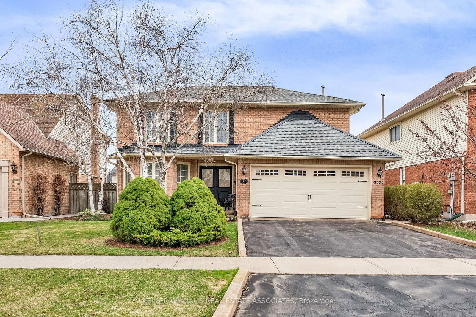 Detached House for sale at 2224 Vista Drive, Burlington, Headon, L7M 3N5 - MLS: W12094864