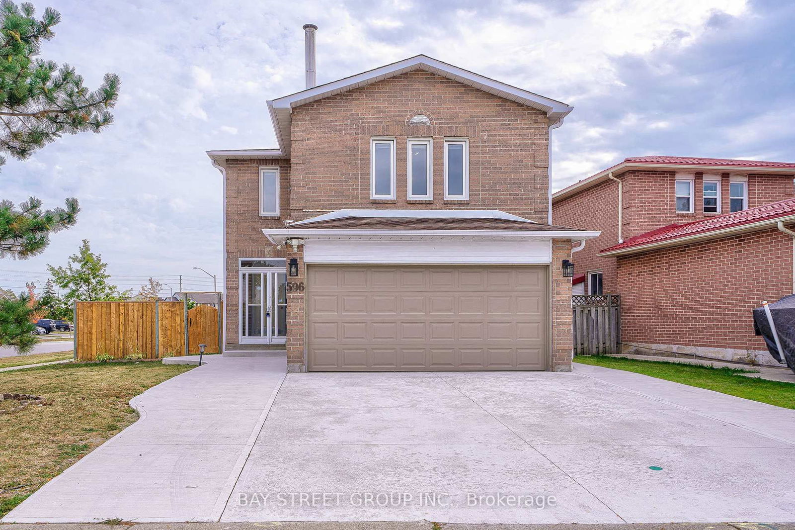 Detached House for sale at 596 CONSTELLATION Drive, Mississauga, Hurontario, L5R 2X3 - MLS: W12094887