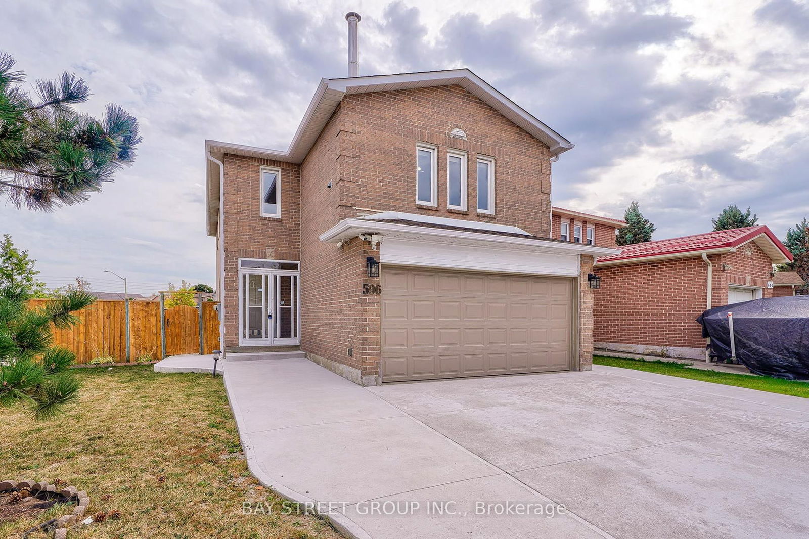 Detached House for sale at 596 CONSTELLATION Drive, Mississauga, Hurontario, L5R 2X3 - MLS: W12094887