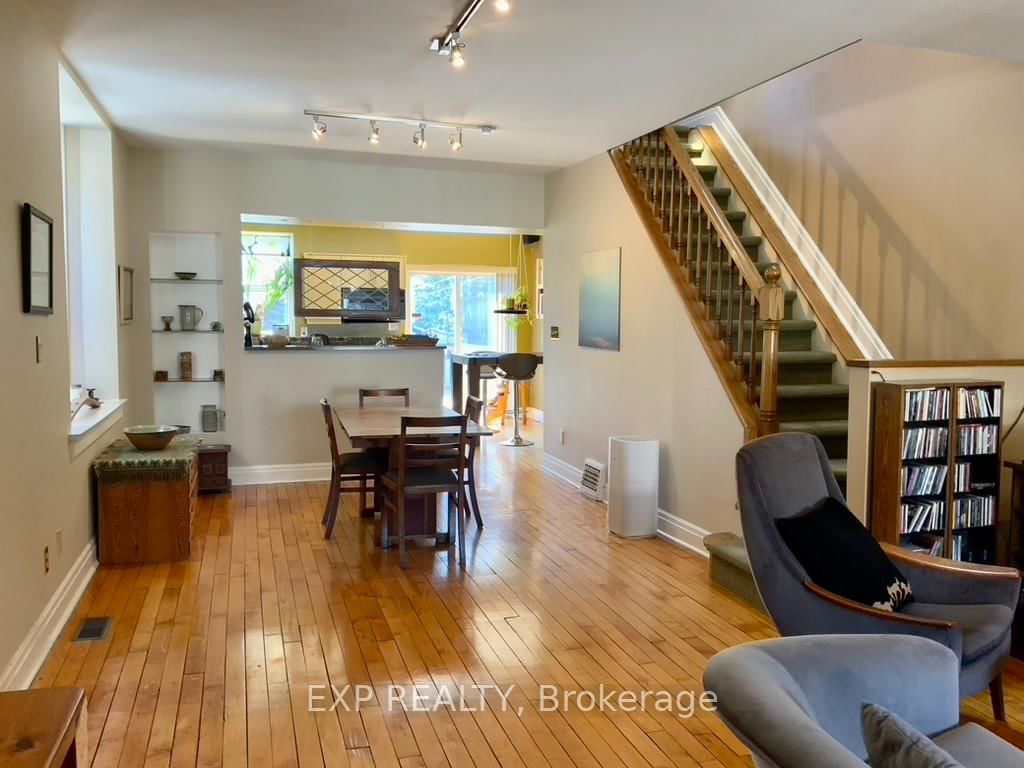 Detached House sold at 161 Pearson Avenue, Toronto, Roncesvalles, M6R 1G4 - MLS: W12095107