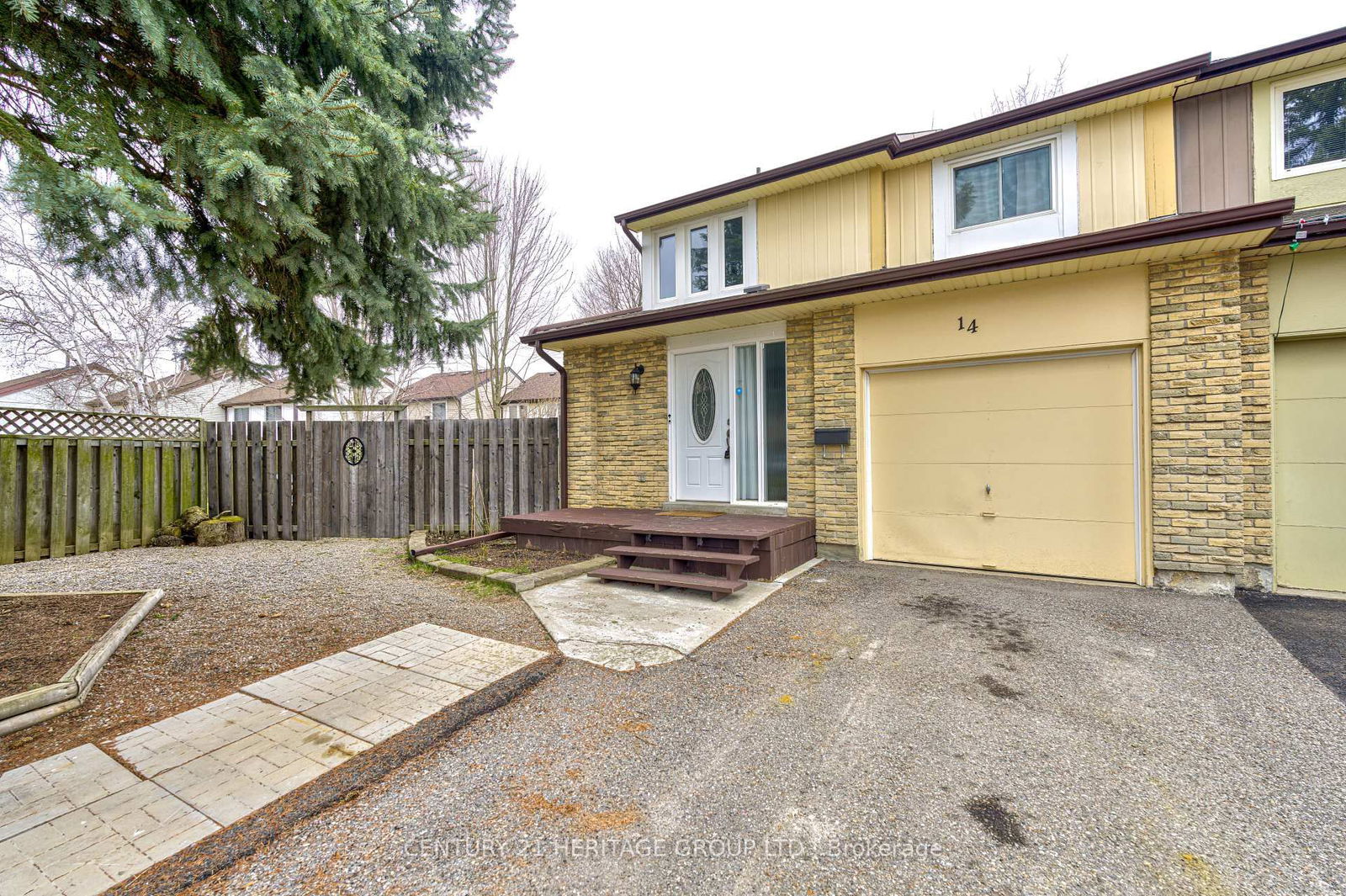 Semi-Detached House sold at 14 Macassa Court, Brampton, Heart Lake West, L6Z 1B3 - MLS: W12095167