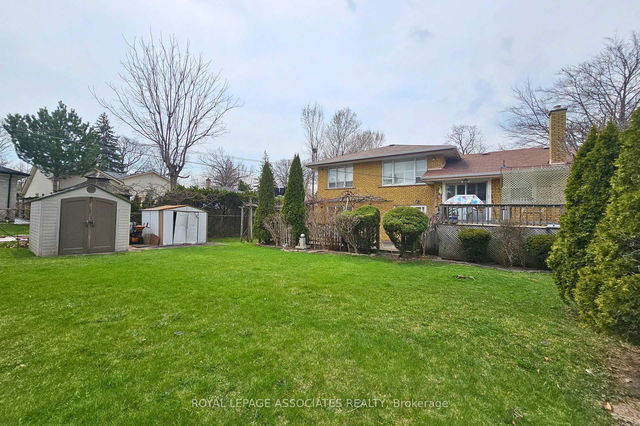 89 Portage Avenue