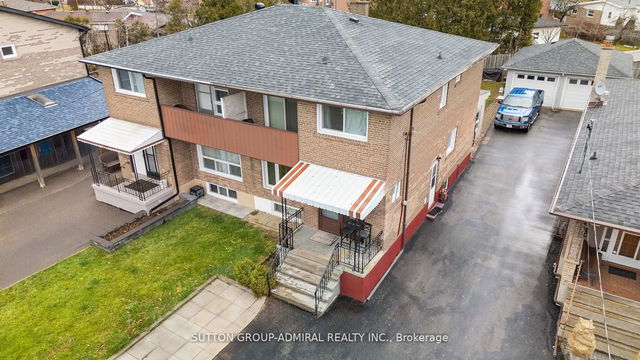 68 Wheatsheaf Crescent