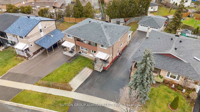 68 Wheatsheaf Crescent