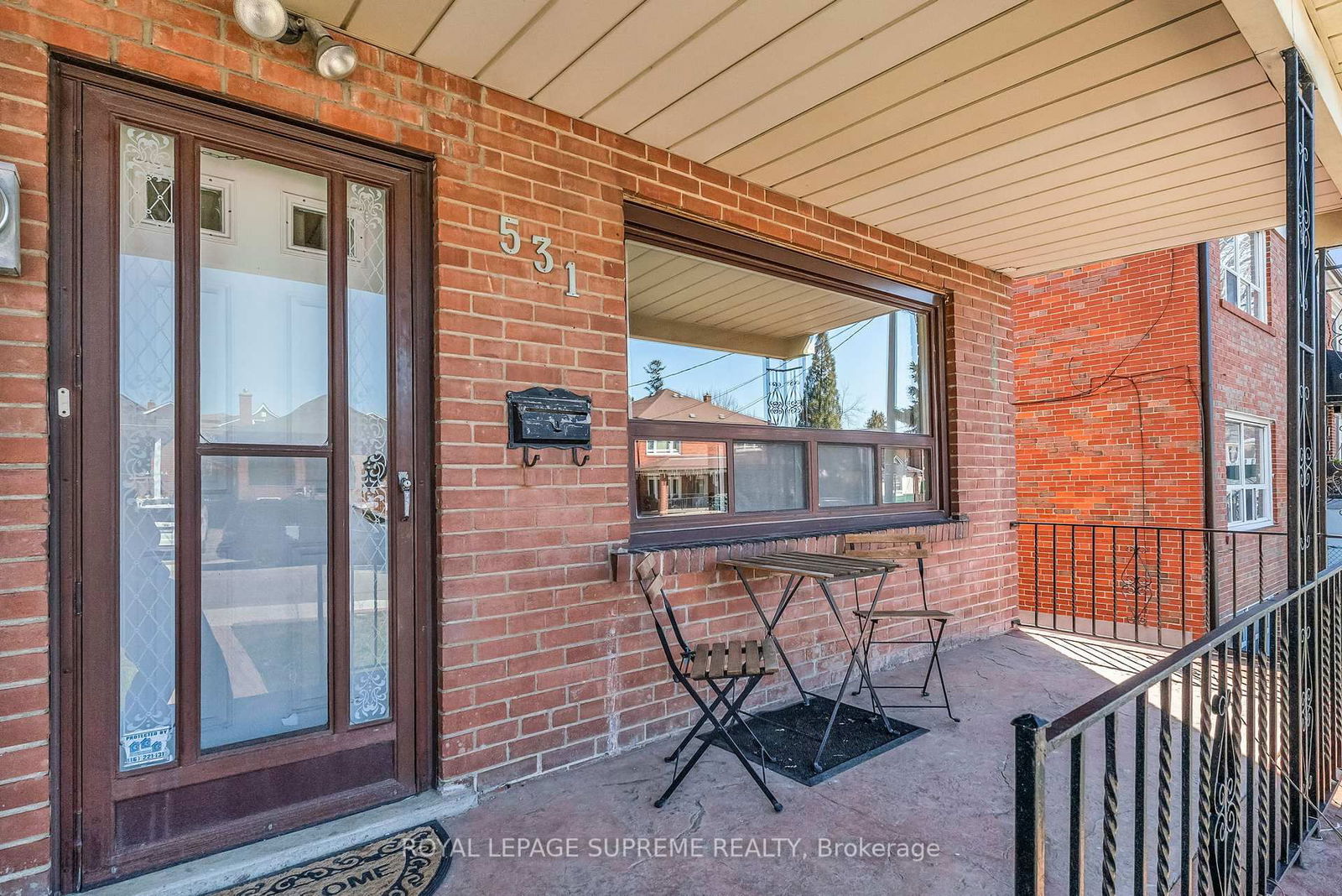 Detached House sold at 531 Silverthorn Avenue, Toronto, Keelesdale-Eglinton West, M6M 3H8 - MLS: W12095556