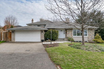 35 Bemersyde Dr, Toronto - Princess-Rosethorn image-0-3
