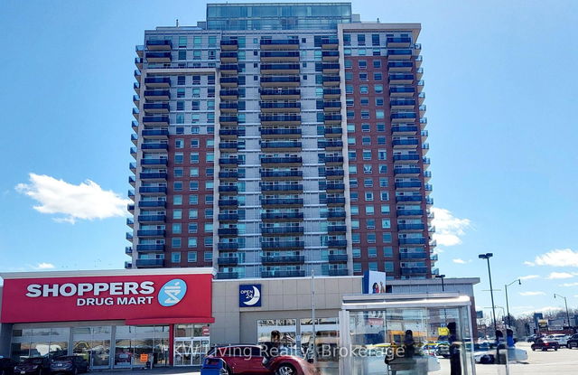 810 - 215 Queen Street
