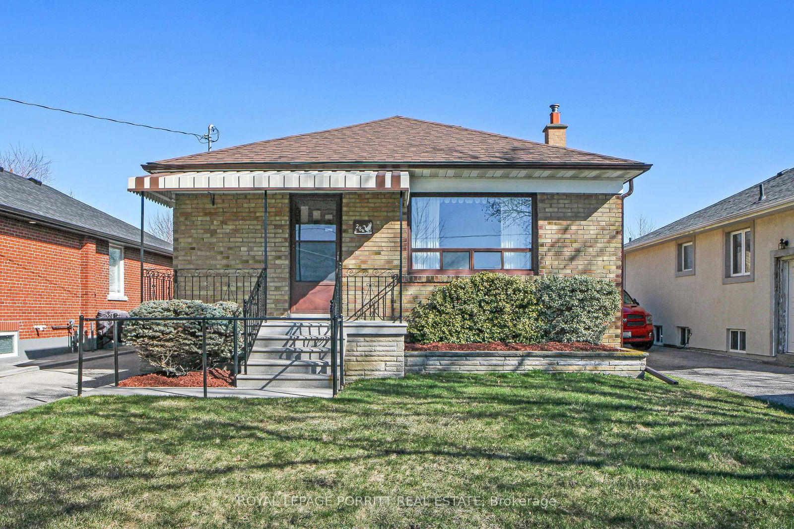 Detached House for sale at 284 Lanor Avenue, Toronto, Alderwood, M8W 2P9 - MLS: W12096012