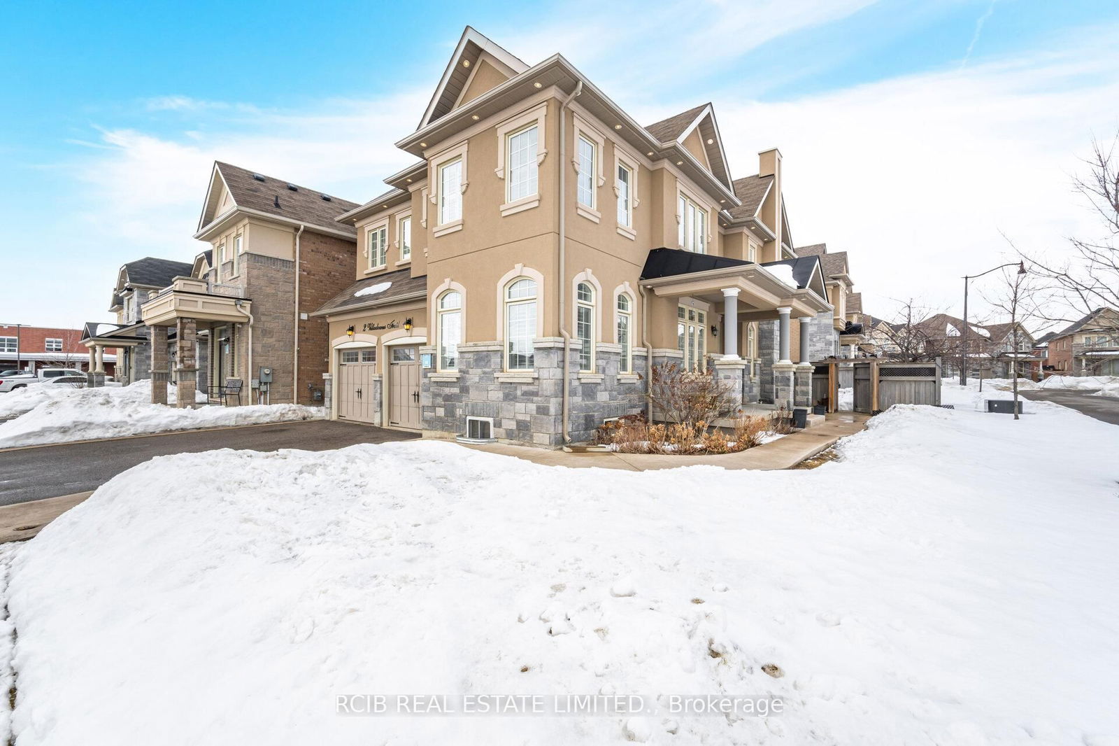 Detached House for sale at 2 Villadowns Trail, Brampton, Sandringham-Wellington North, L6R 3V5 - MLS: W12096262