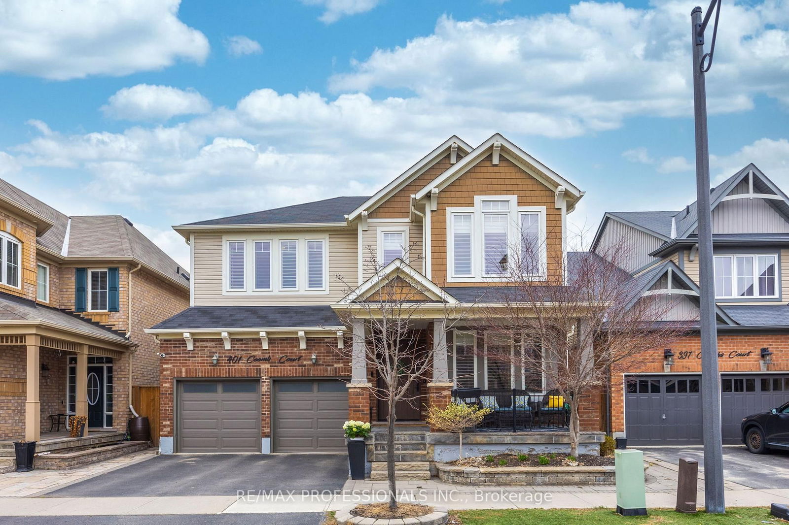 Detached House for sale at 401 Coombs Court, Milton, SC Scott, L9T 7N5 - MLS: W12096308