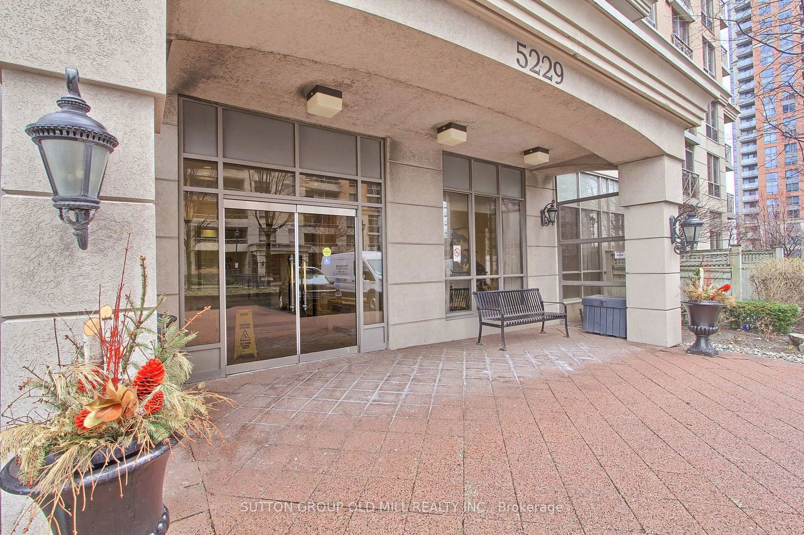Condo for sale at 1603-5229 Dundas Street, Toronto, Islington-City Centre West, M9B 6L9 - MLS: W12096311