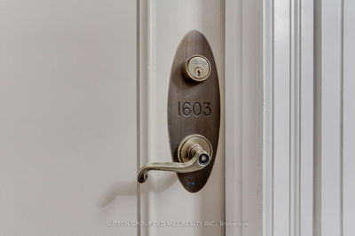 Unit 1603 — 5229 Dundas St, Toronto - Islington-City Centre West image-0-4