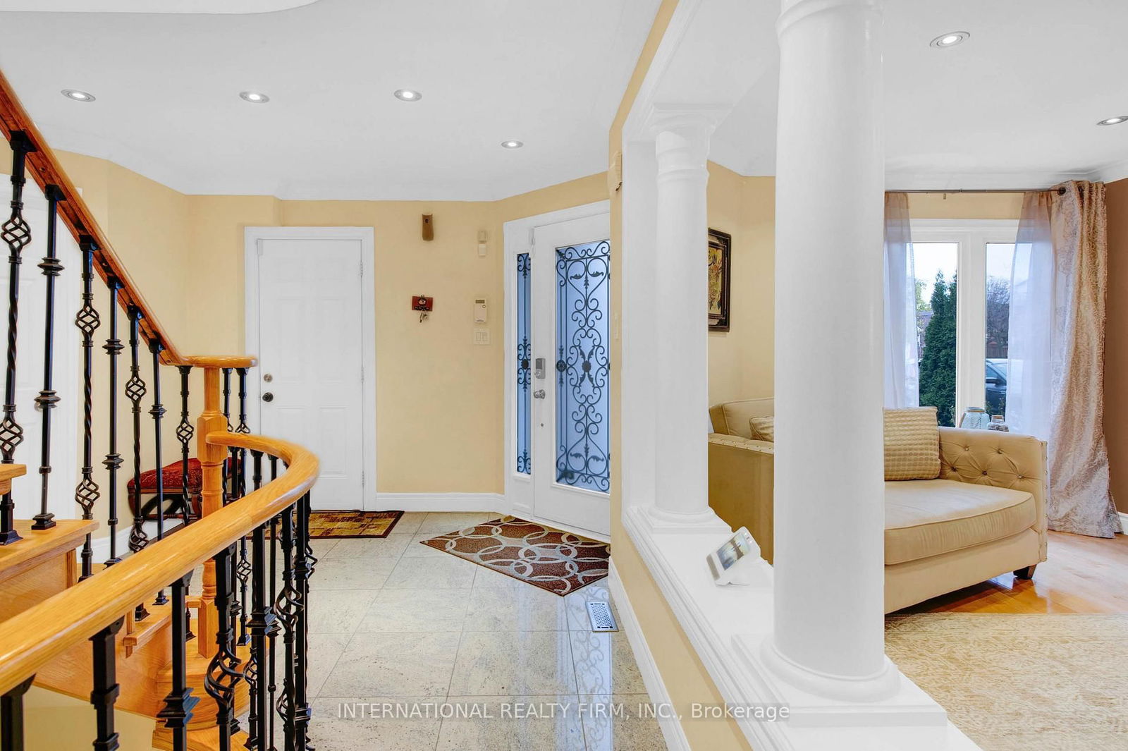 Detached House for sale at 6158 Duford Drive, Mississauga, East Credit, L5V 1A6 - MLS: W12096315